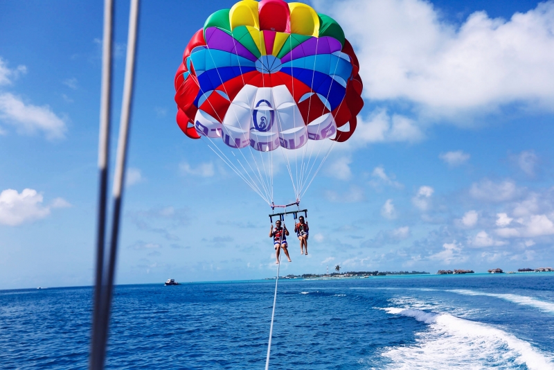 Parasailing And Paragliding In Dubai: A Guide To All The Famous Spots!